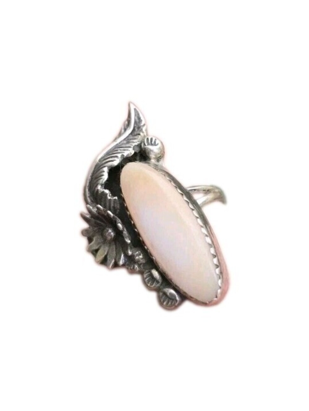 Vintage Sterling Native American Mother Of Pearl ring Size 5.5